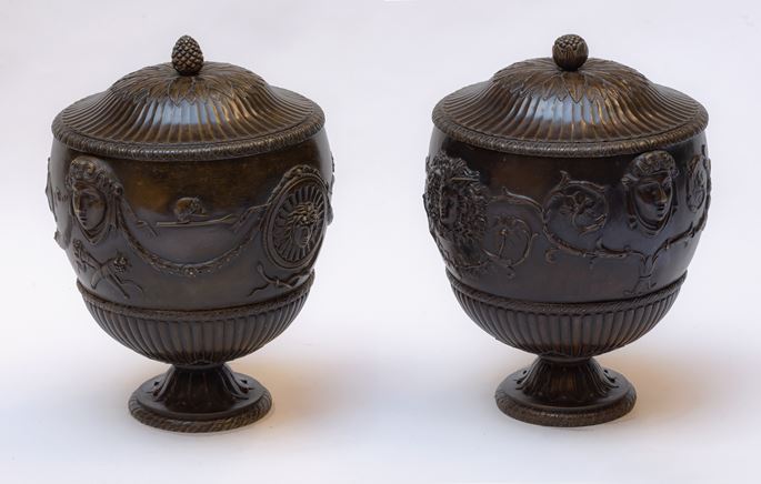 A pair of Italian neoclassical bronze vases | MasterArt